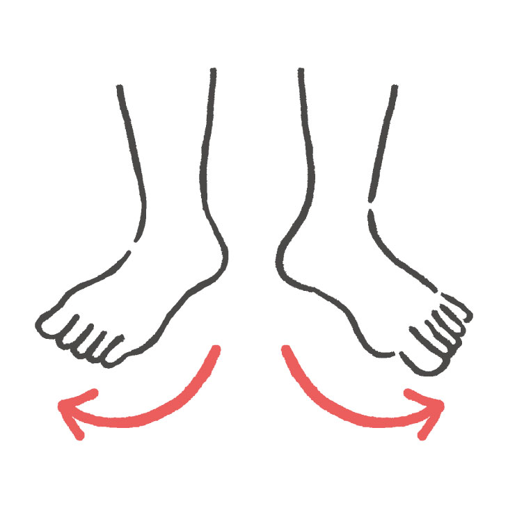 こむら返り予防のために、脚全体を左右に動かしてふくらはぎの血流を促すストレッチ