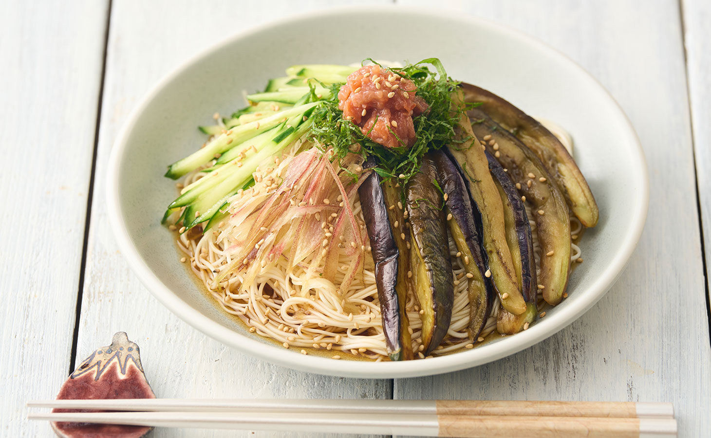 なす冷やしそうめんのレシピ｜焼きなすと梅・みょうがをのせたヘルシーそうめん